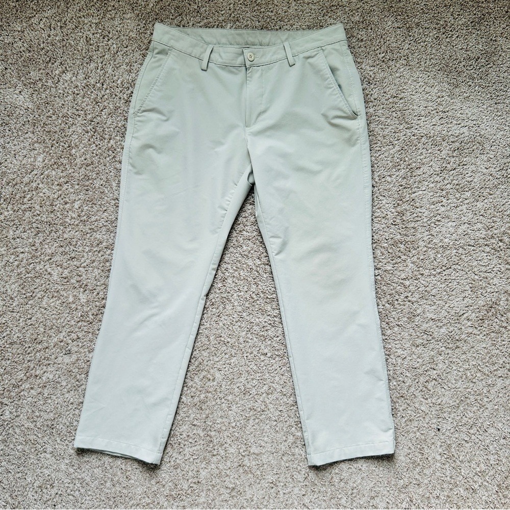 Under Armour I Men's Golf Chino‎ Pants I Size 30 x 32 I Flat Front Beige